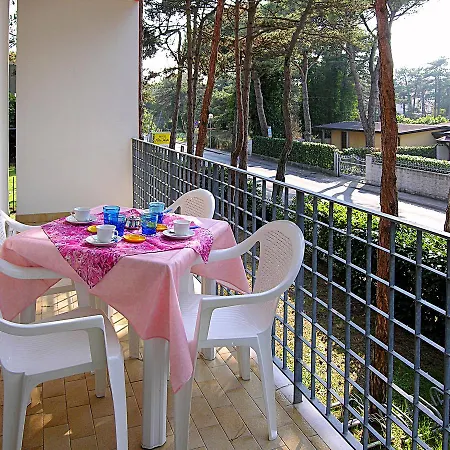 Apartman Isi